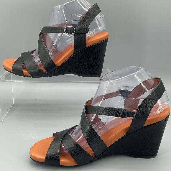 NEW Gentle Souls by Kenneth Cole Women’s Isla Wedge Black Size 8.5M - Picture 2 of 11